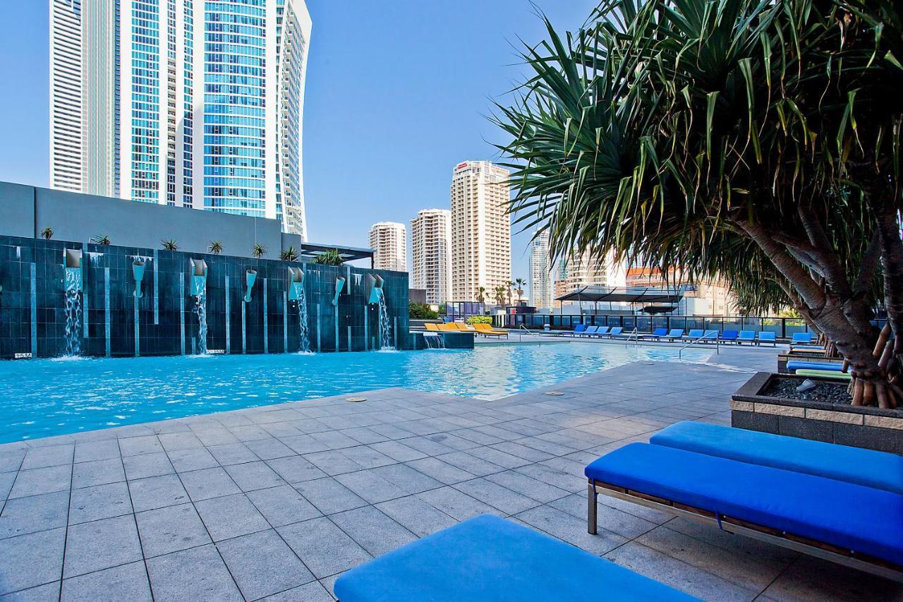 Kids Stay Free In Hinterland View 1 Bedroom Spa Apartment At Circle On Cavill - Q Stay Gold Coast Exterior photo