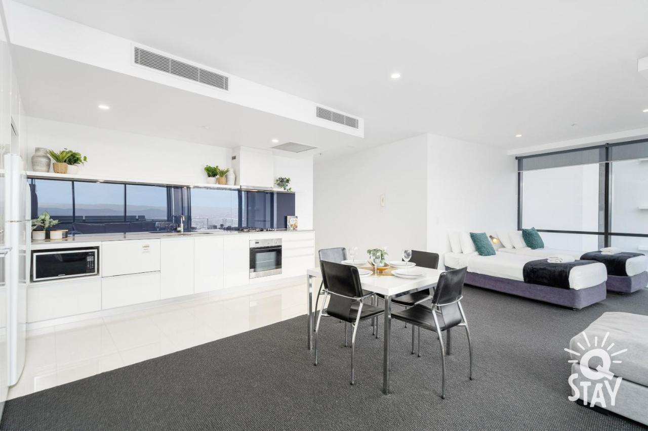 Kids Stay Free In Hinterland View 1 Bedroom Spa Apartment At Circle On Cavill - Q Stay Gold Coast Exterior photo
